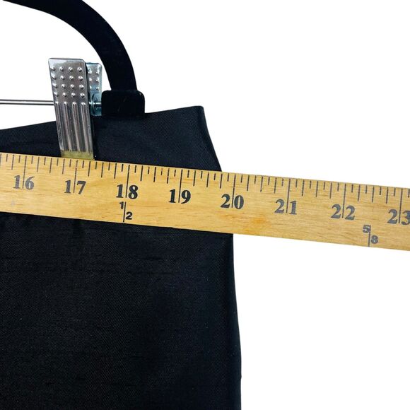 J McLaughlin Shorts Womens 12 Black Stretch Pull On Bermuda Pocket Casual Summer - Picture 8 of 9